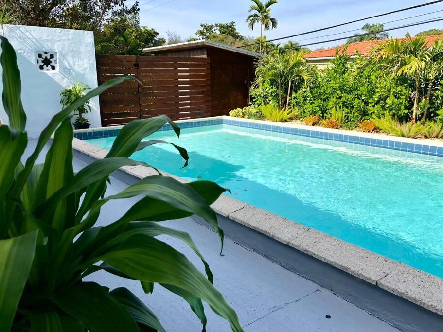 House With Pool And Bbq, 12 Min To The Beach Miami Shores Bagian luar foto