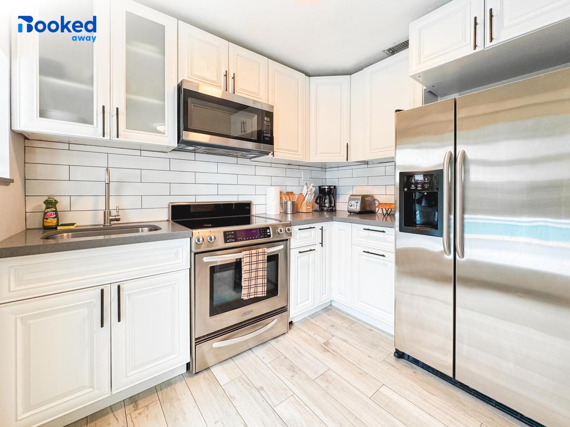 House With Pool And Bbq, 12 Min To The Beach Miami Shores Bagian luar foto